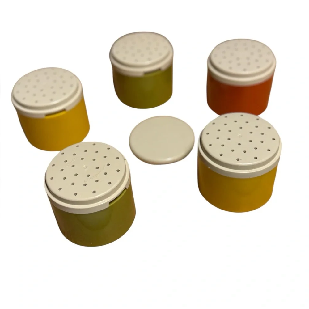 MCM Vintage Tupperware Stackable Spice Shakers Set of 5 Multicolor w/ Lids